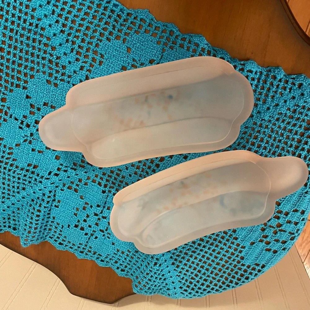 Vintage‎ pink frosted glass banana boats